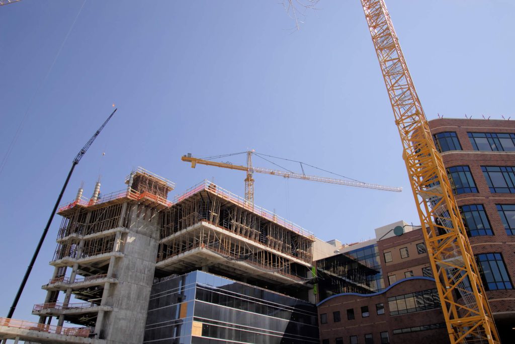 Choosing the Right Payment Processor for High-Risk Construction Companies